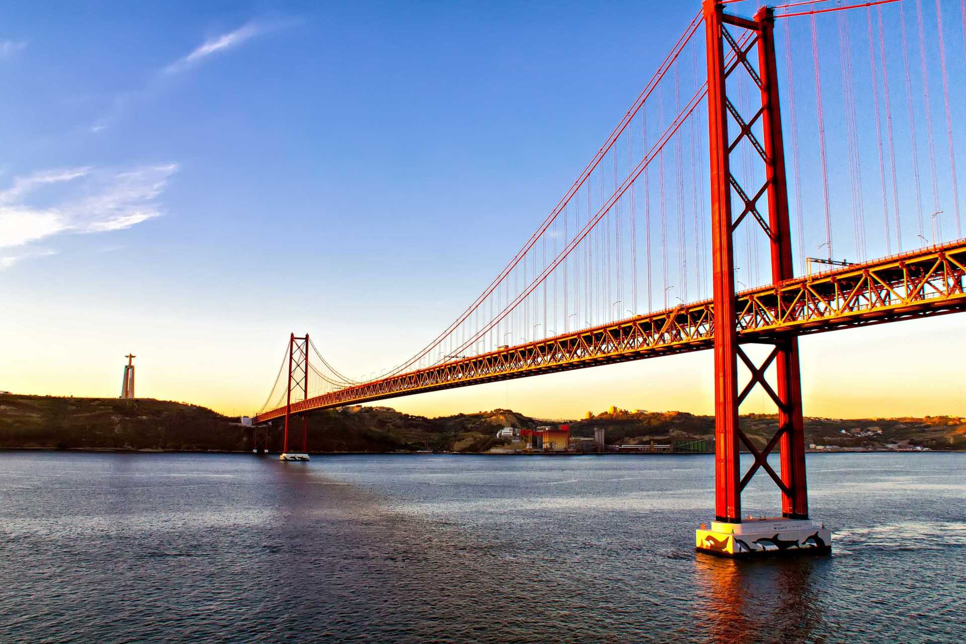 Ponte 25 de Abril