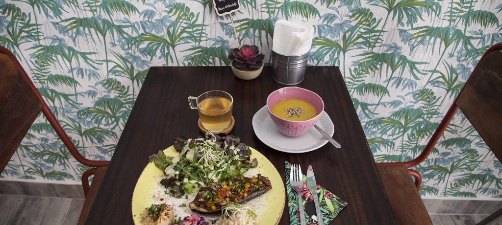 Aloha Café