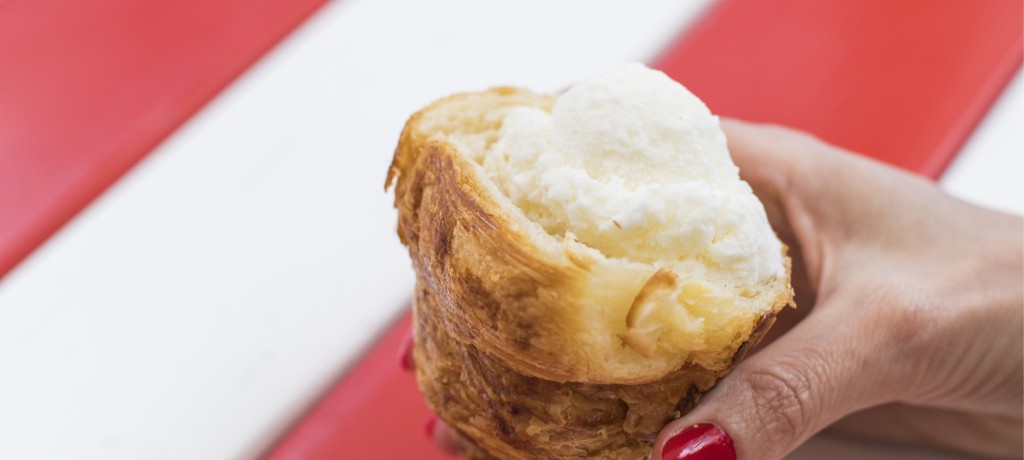 Moço dos Croissants e Santini