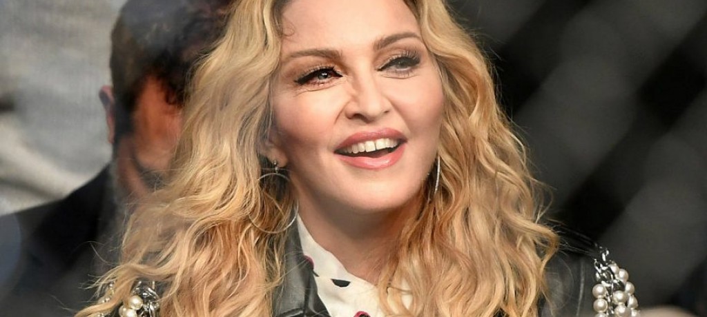 Madonna no Tejo Bar